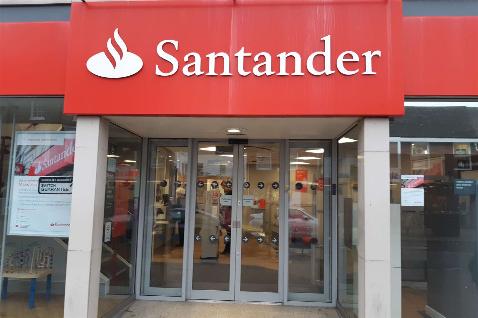 Santander is urging customers to be cautious when shopping through online selling sites and marketplaces. Image: Stock photo.