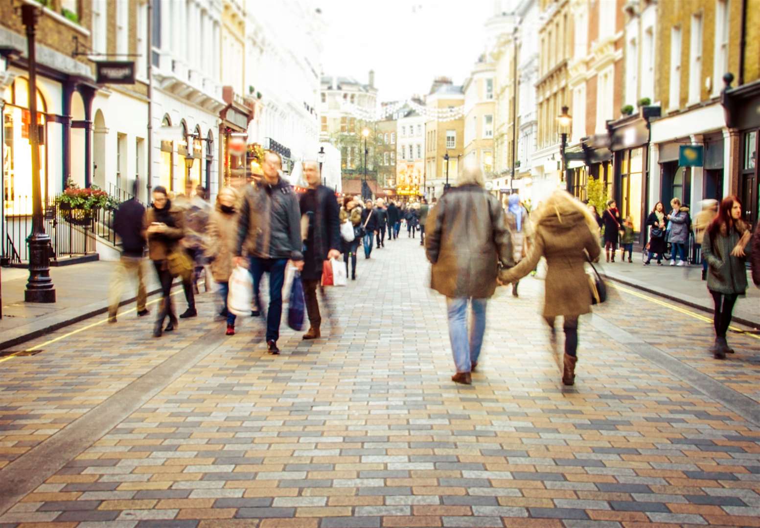 Would you like longer to shop on a Sunday? Image: iStock.