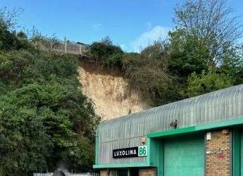 Part of the chalk cliff that collapsed. Picture: Charlotte Burnige